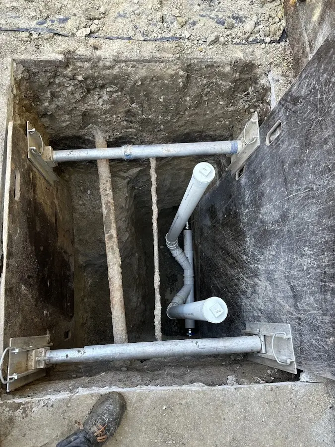 Experienced plumber completing Gas Line Repair work in Irvington
